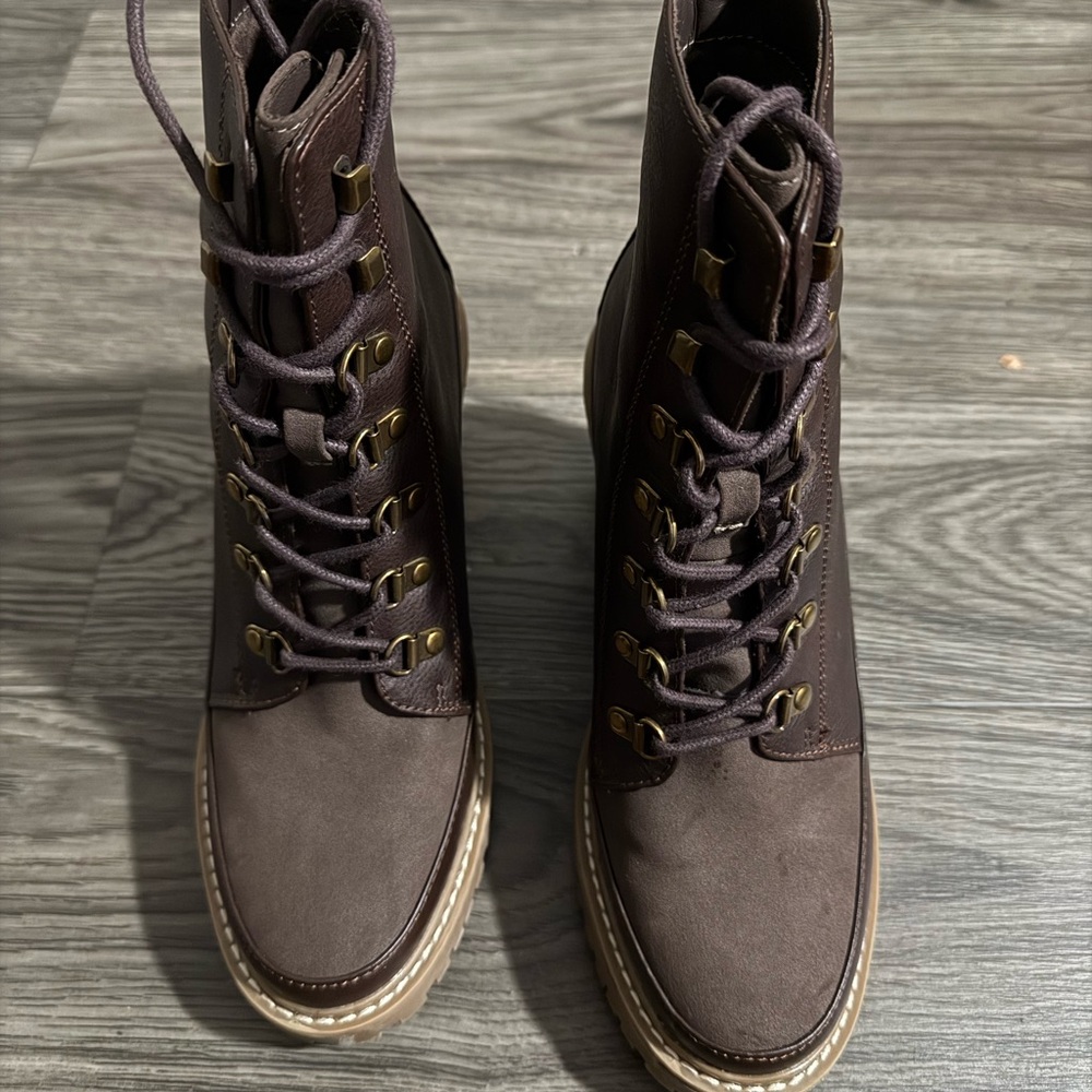 Elegant Dark Brown Lace-Up Women's Boots